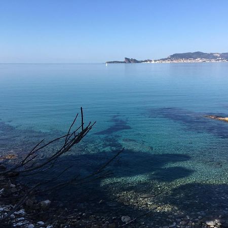 Appartement Entre Village Et Plages. Saint-Cyr-sur-Mer Kültér fotó